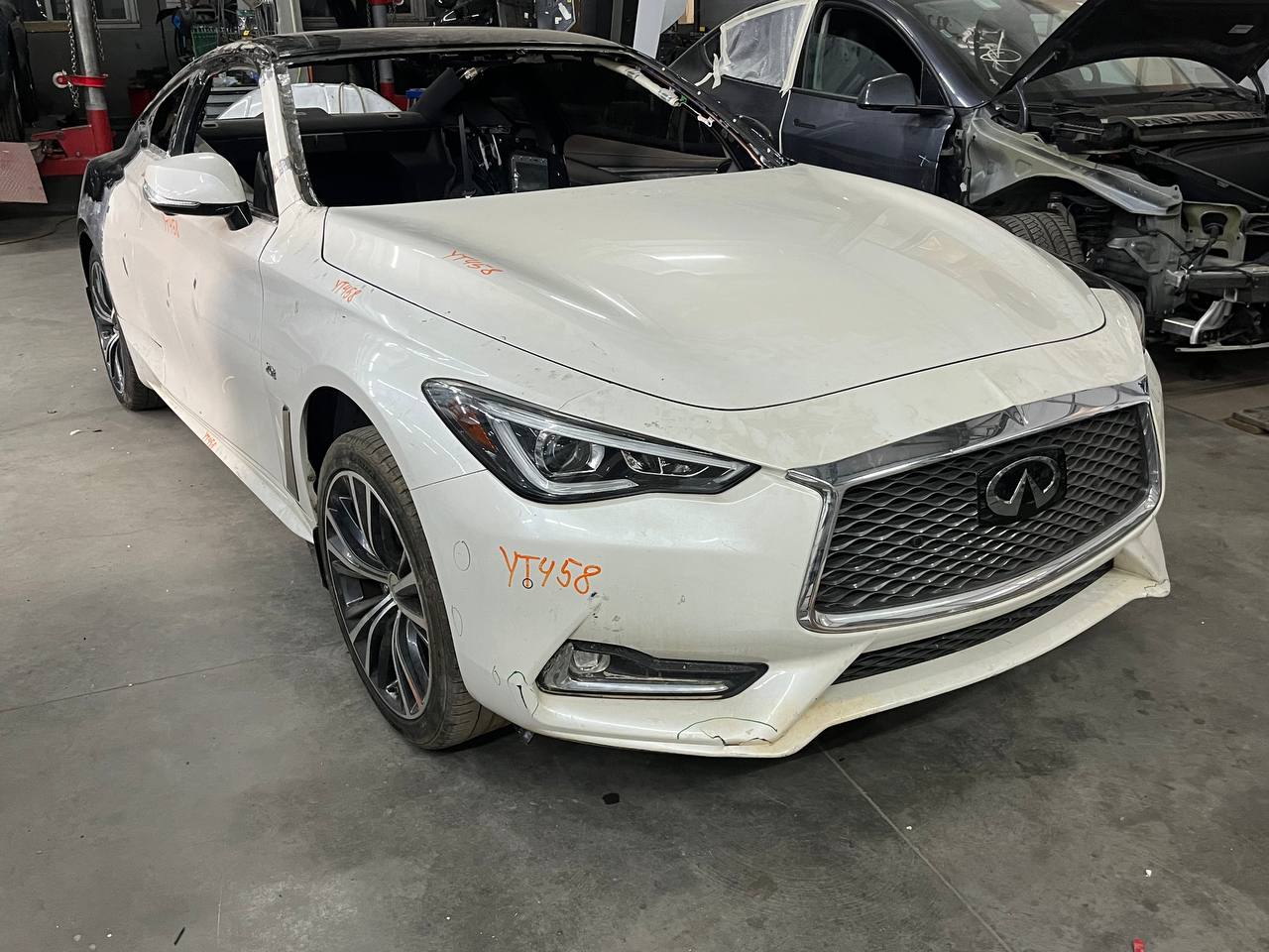 INFINITI Q60